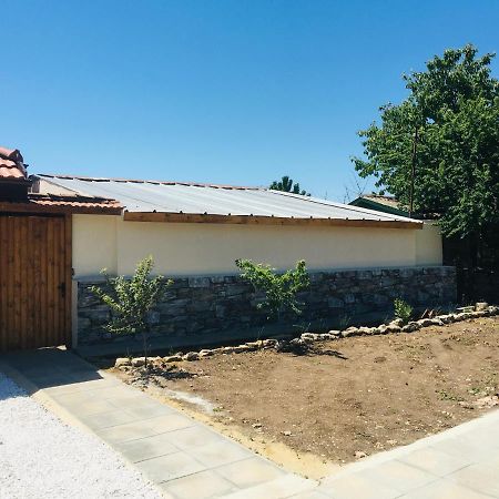 Бунгало- Bungalow Kavarna Esterno foto